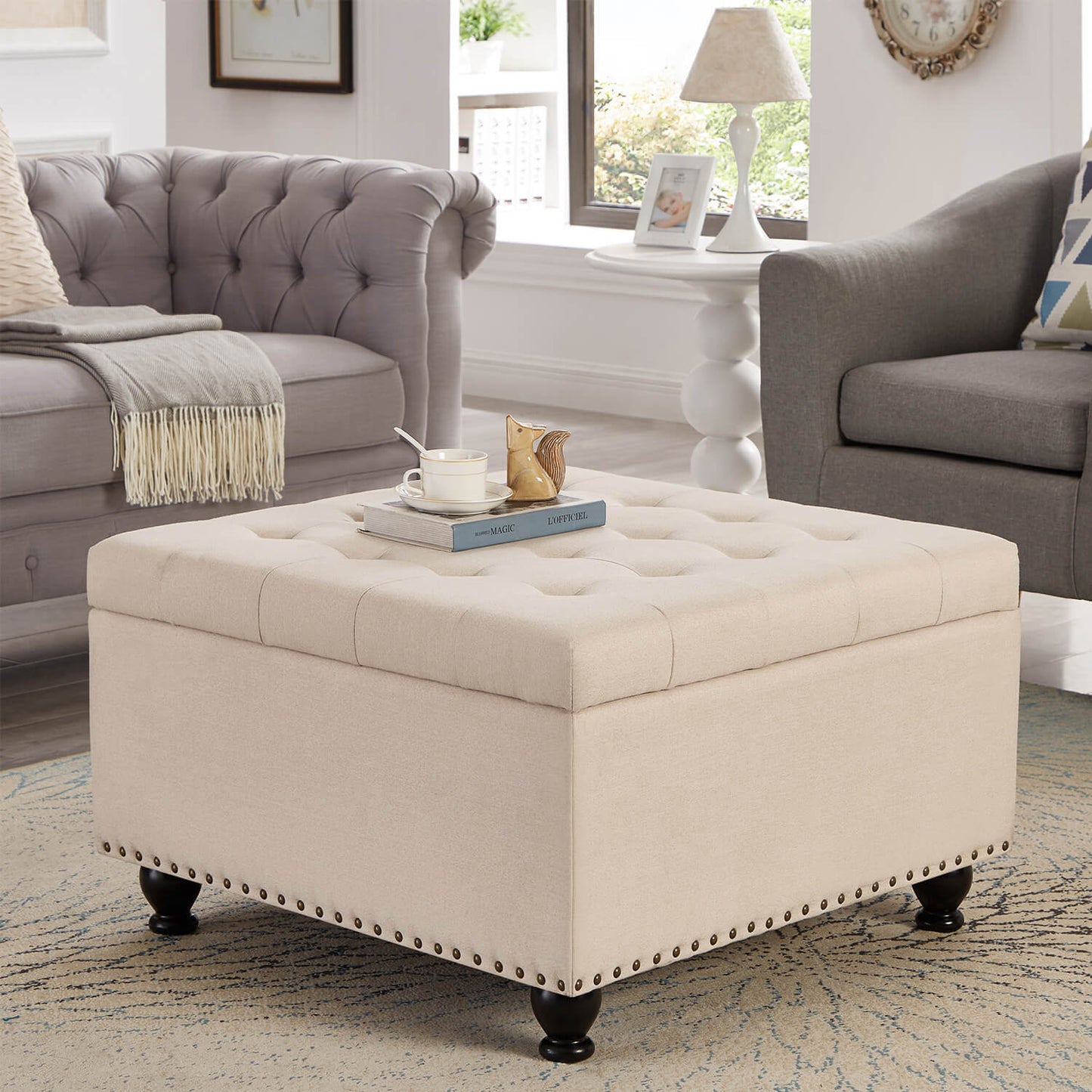 Large square storage ottoman with wooden legs - Meissalivve